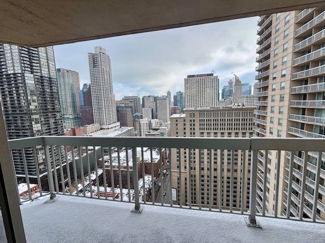 545 North Dearborn Street, Unit W2905 Chicago, IL 60654 - Photo 16 of 25 a view of city from balcony