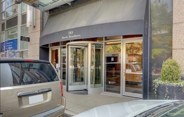 $2,400 | 545 North Dearborn Street, Unit W2905, Chicago, IL 60654