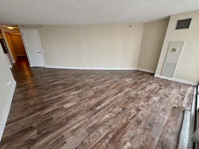 545 North Dearborn Street, Unit W2905 Chicago, IL 60654 - Photo 8 of 25 a view of a livingroom with wooden floor