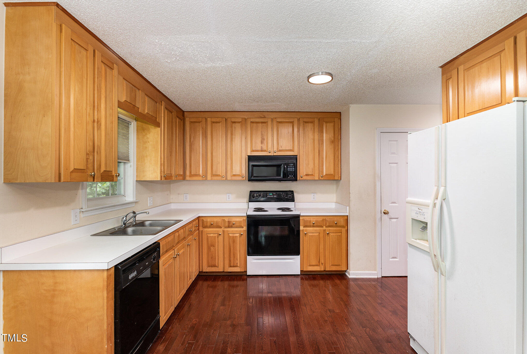 1001 Yopon Court Raleigh, NC 27603 - Photo 10 of 25 010_cy1a8422-edit-edit_379