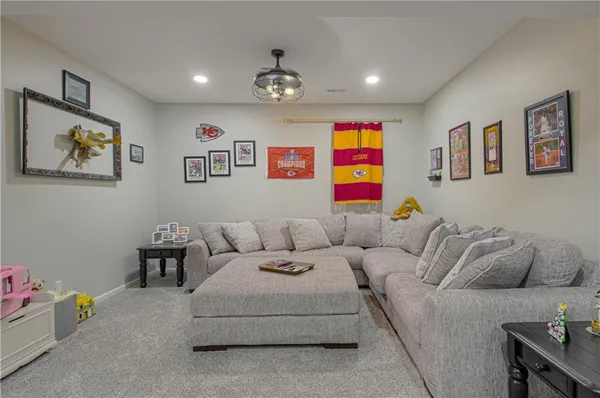 $735,000 | 2144 Crooked Creek Drive, Kearney, MO 64060