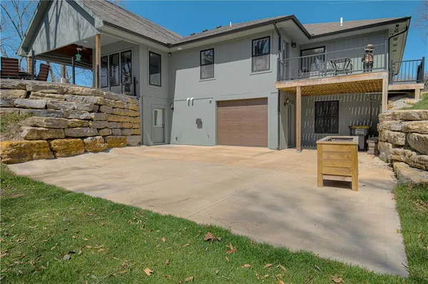 $735,000 | 2144 Crooked Creek Drive, Kearney, MO 64060