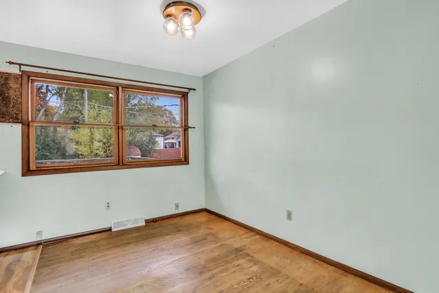 $249,900 | 918 Ronald Terrace, Round Lake Beach, IL 60073