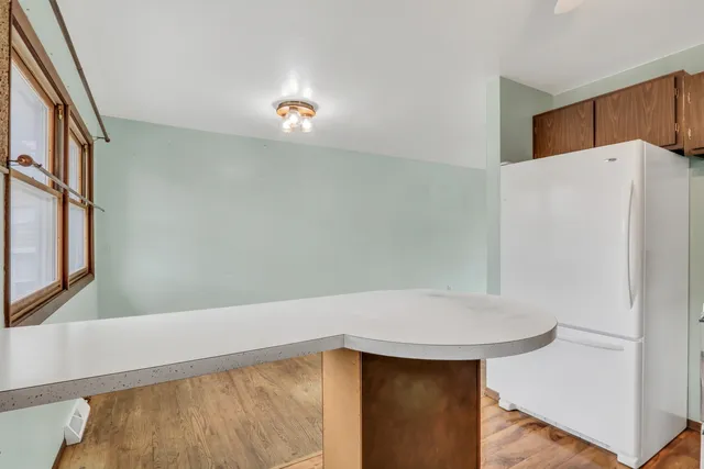 $249,900 | 918 Ronald Terrace, Round Lake Beach, IL 60073