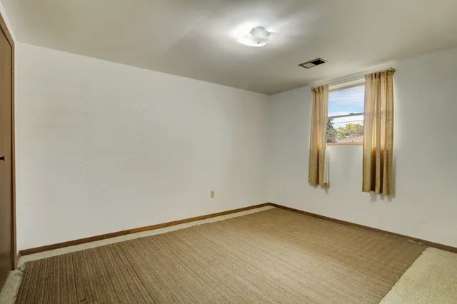 $249,900 | 918 Ronald Terrace, Round Lake Beach, IL 60073