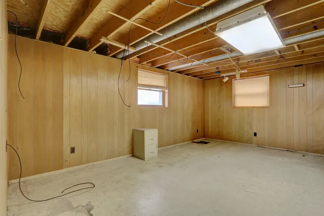 $249,900 | 918 Ronald Terrace, Round Lake Beach, IL 60073