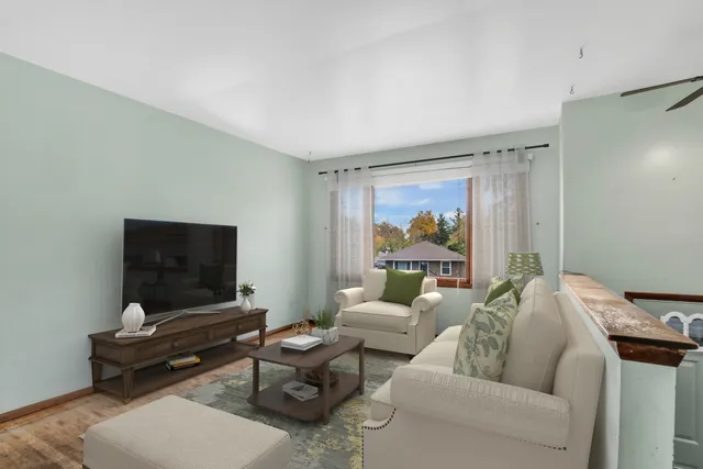 $249,900 | 918 Ronald Terrace, Round Lake Beach, IL 60073