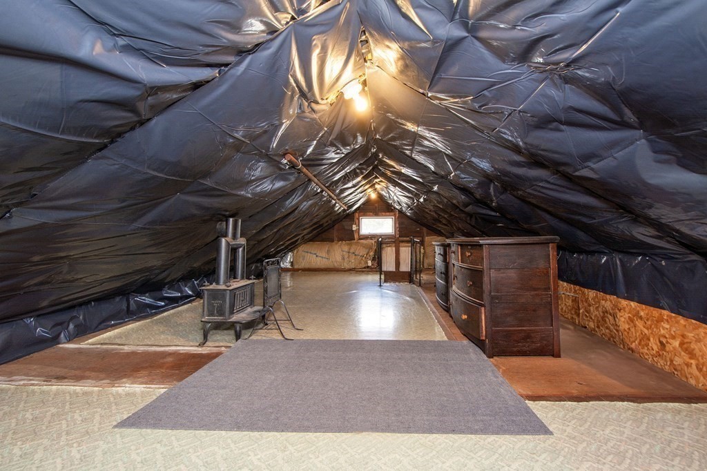 37 Pine Point Road Duxbury, MA 02332 - Photo 18 of 24 a view of entryway