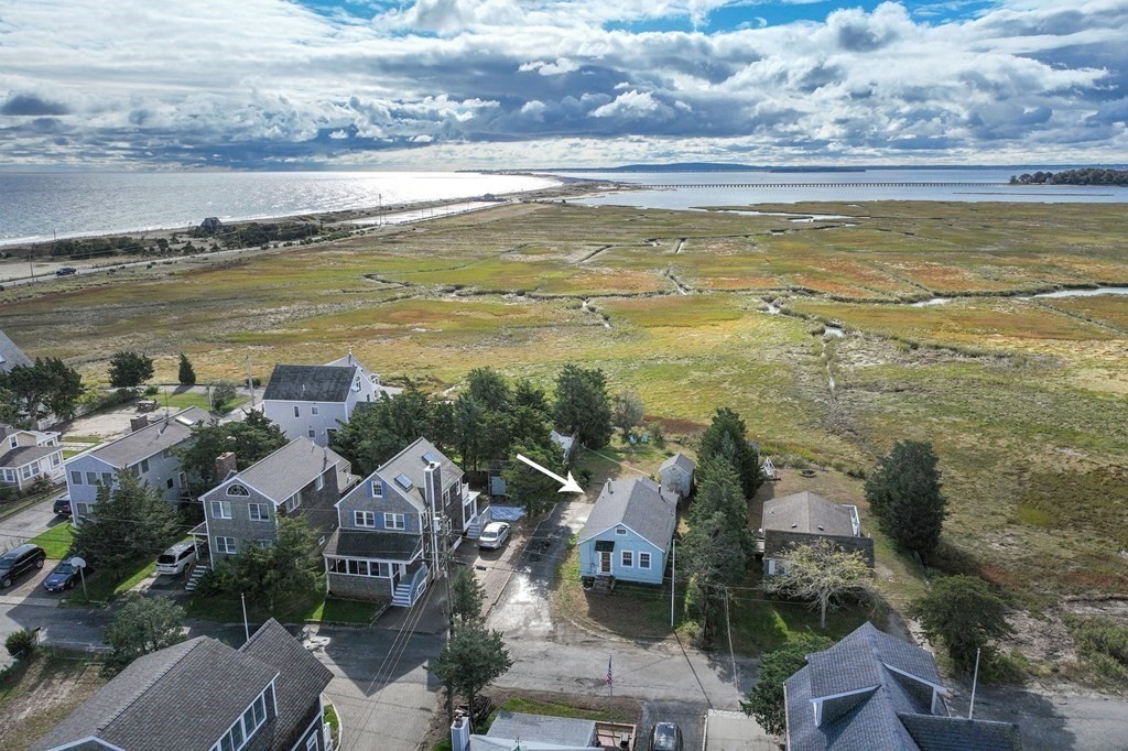 37 Pine Point Road Duxbury, MA 02332 - Photo 2 of 24 a view of city and ocean