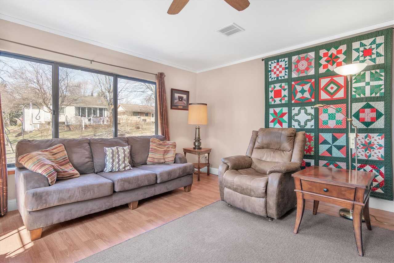4339 Budd Road Waterford, MI 48329 - Photo 19 of 25 Gallery Image 19