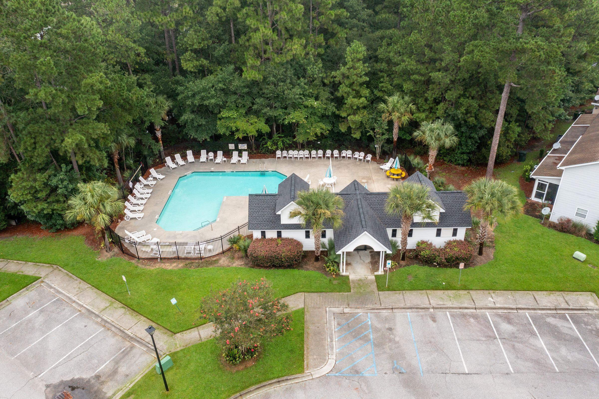 253 Harding Lane Goose Creek, SC 29445 - Photo 53 of 58 POOL PHOTO 4