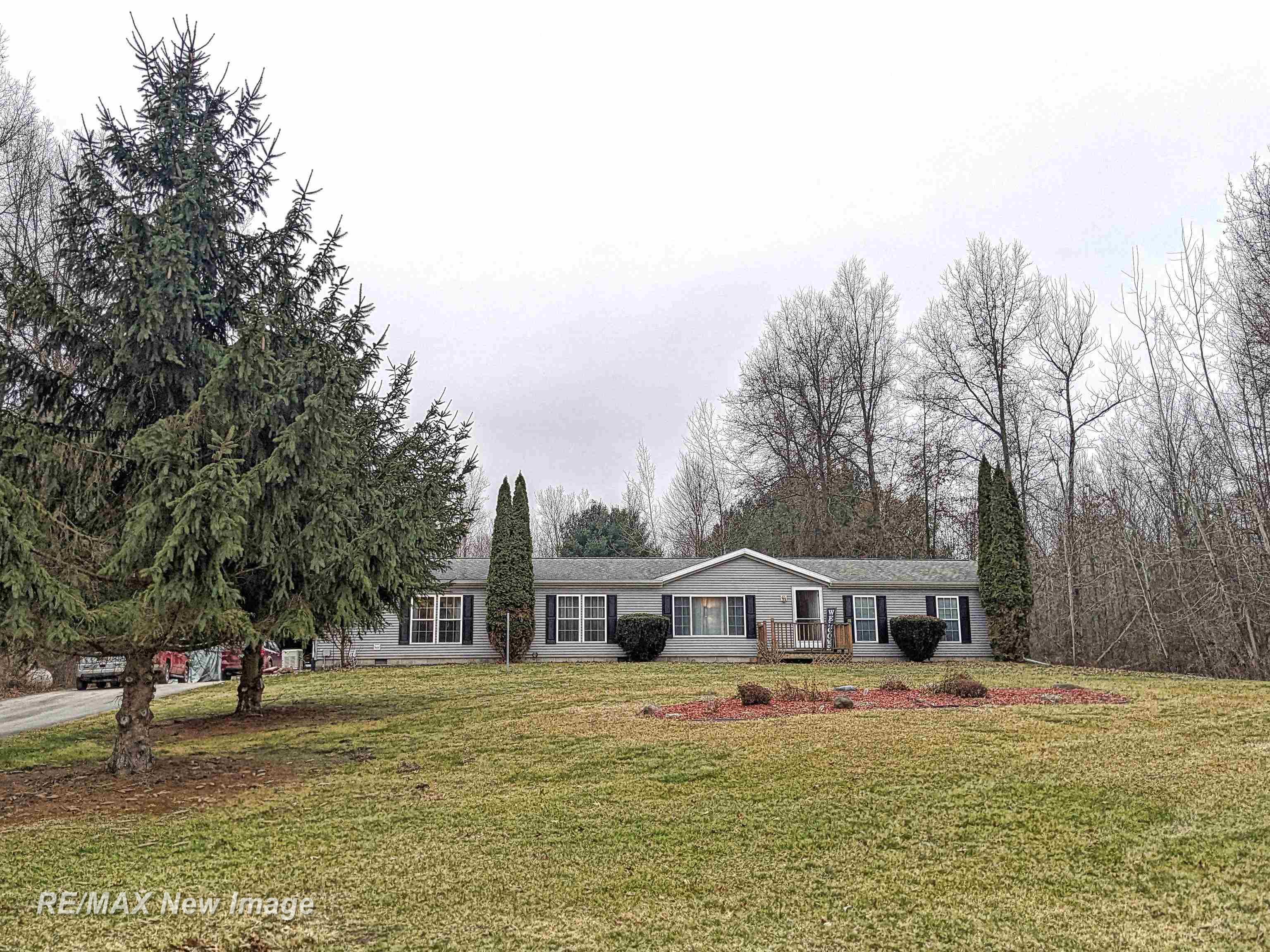 19095 Grabowski Road St. Charles, MI 48655 - Photo 1 of 46