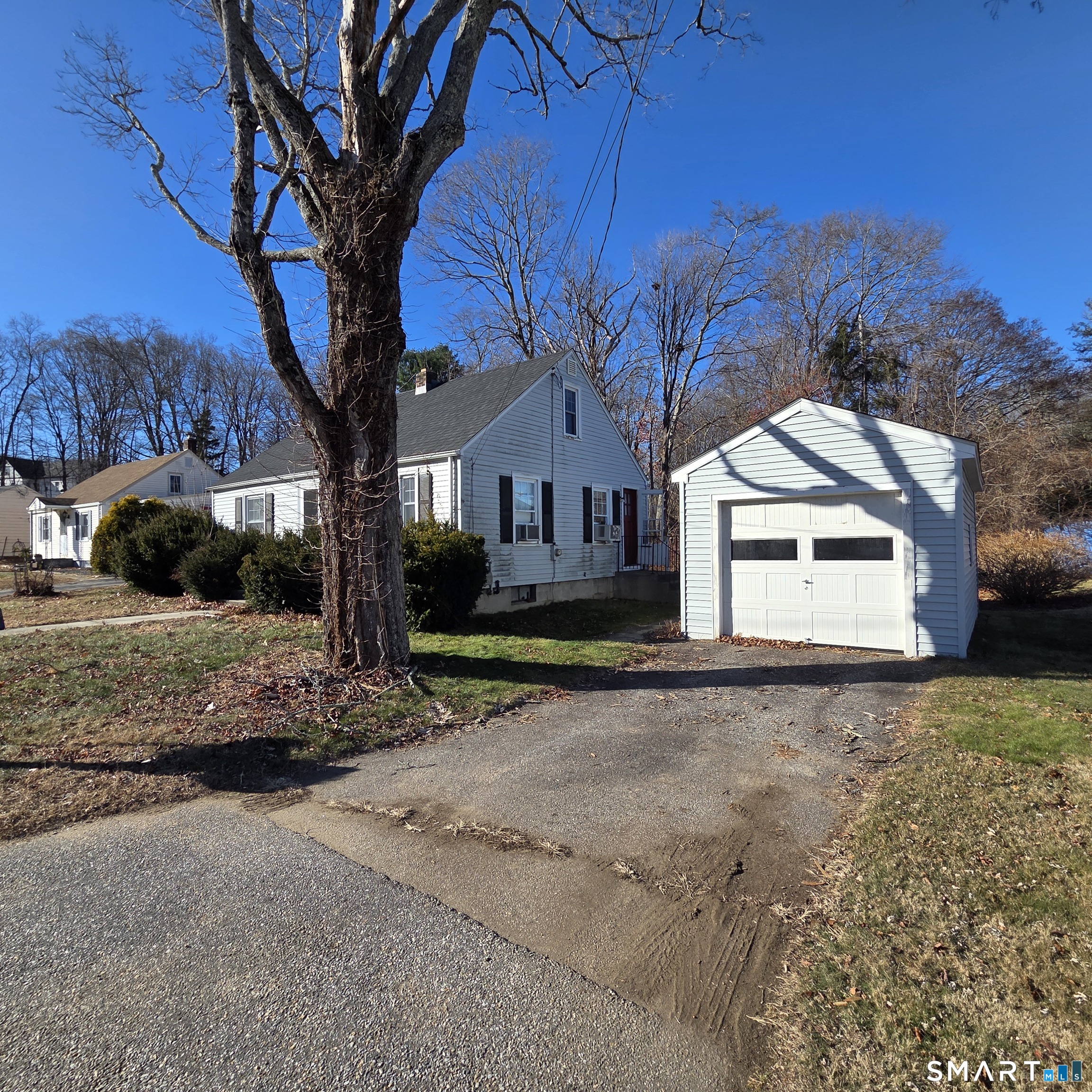 21 Russ Road Windham, CT 06226 - Photo 3 of 12