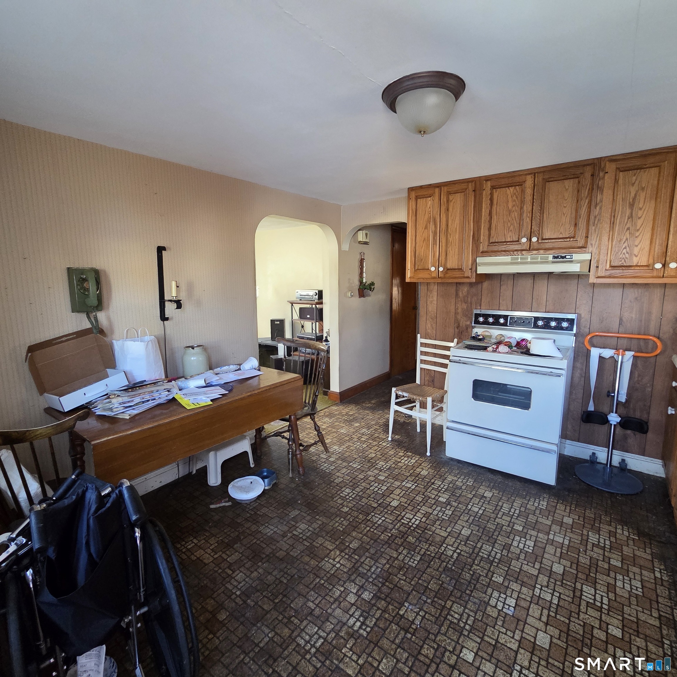 21 Russ Road Windham, CT 06226 - Photo 5 of 12