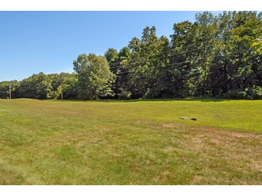 45 Middlesex Road, Unit 45 Merrimack, NH 03054 - Photo 12 of 17