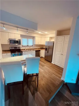 $3,300 | 357 Lakefront Boulevard, Buffalo, NY 14202
