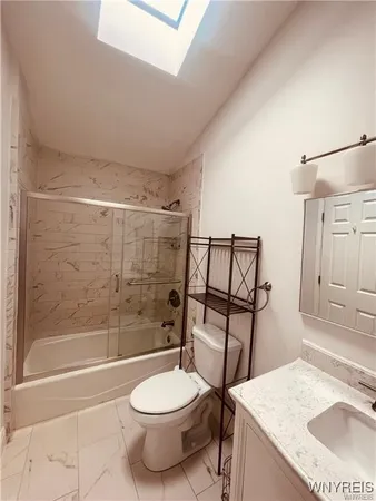 $3,300 | 357 Lakefront Boulevard, Buffalo, NY 14202