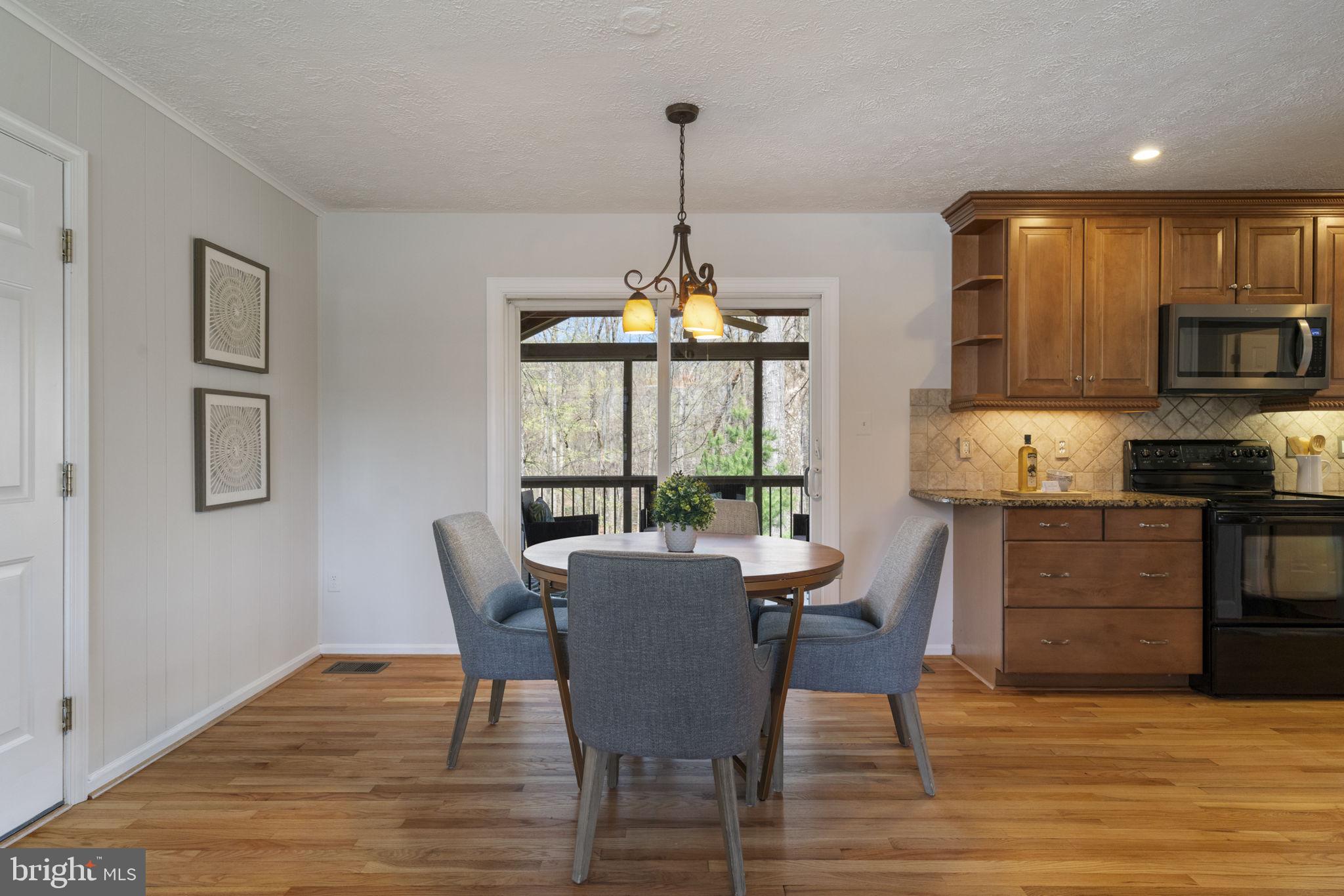 7102 Bear Court Springfield, VA 22153 - Photo 20 of 65 Breakfast Area with Access to Screened in Porch
