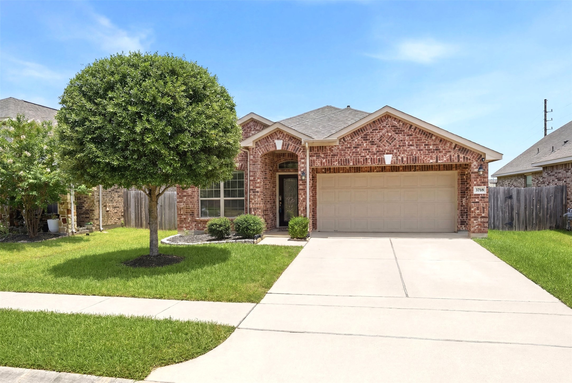 3718 Logandale Ridge Lane Katy, TX 77493 - Photo 2 of 28 Lawncare can be included for small fee