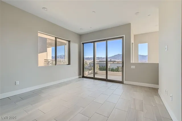 $516,879 | 10005 Hematite Place, Unit 3, Las Vegas, NV 89143