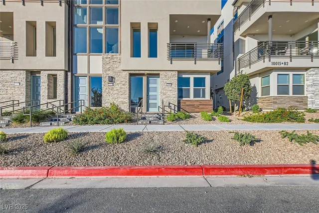 $516,879 | 10005 Hematite Place, Unit 3, Las Vegas, NV 89143