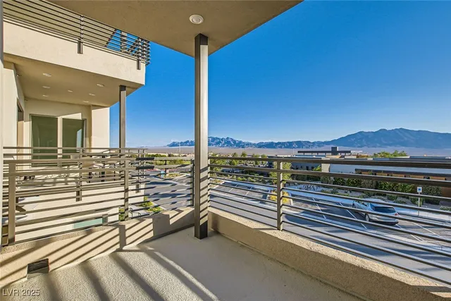 $516,879 | 10005 Hematite Place, Unit 3, Las Vegas, NV 89143
