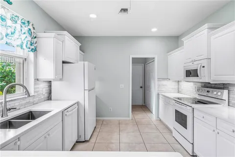 $360,000 | 5410 25th Place, Vero Beach, FL 32966