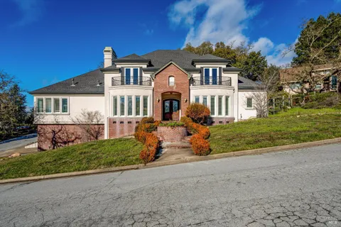 $1,350,000 | 3557 Golf View Terrace, Santa Rosa, CA 95405