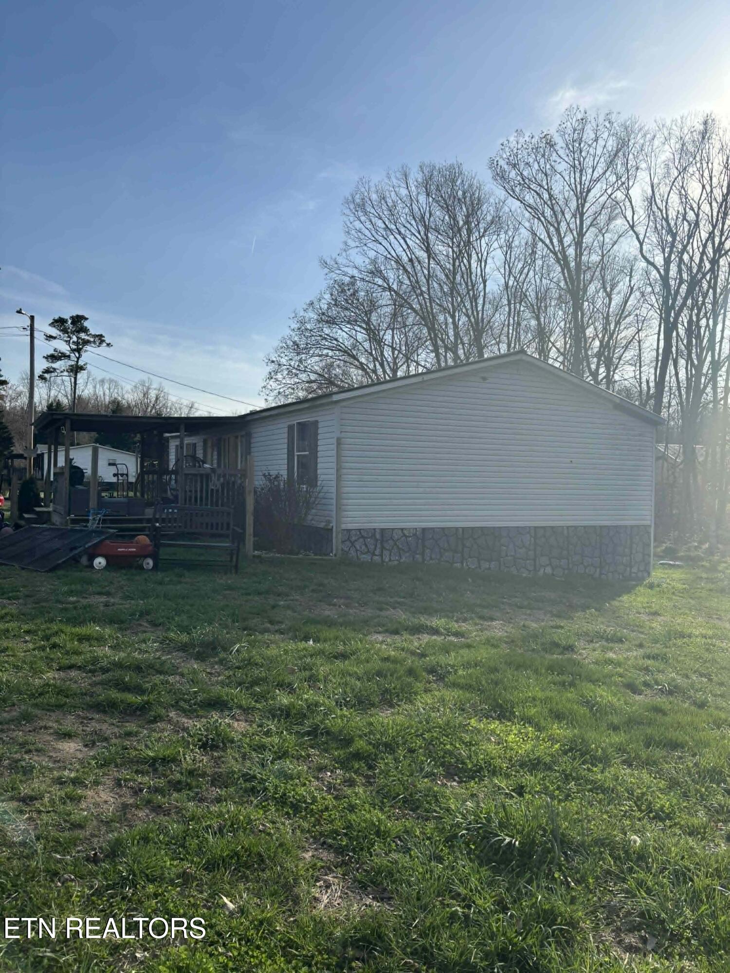 104 Green Acres Clarkrange, TN 38553 - Photo 13 of 17 253ae2c4-992a-4bbf-95ce-769762d5bab1
