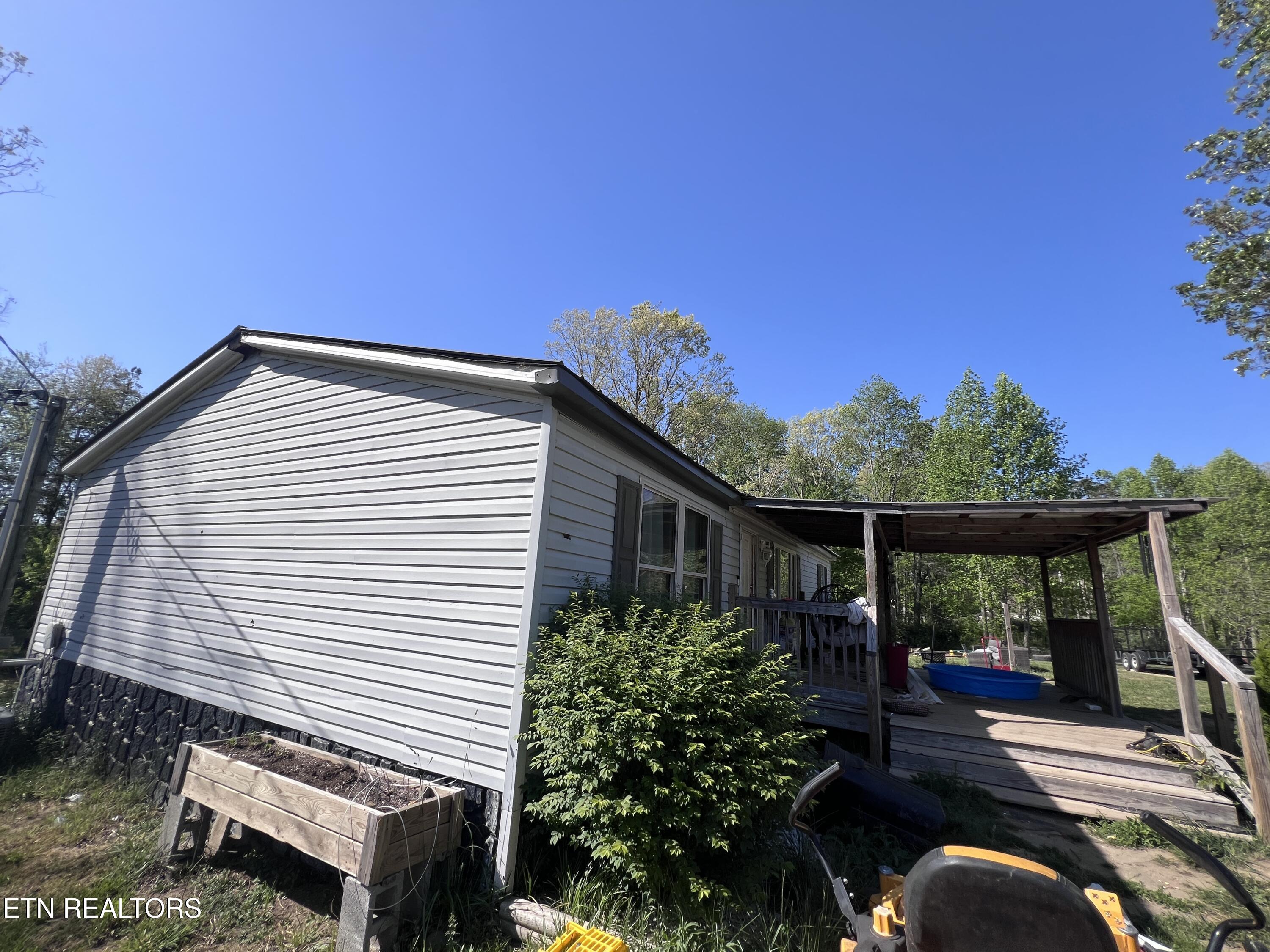 104 Green Acres Clarkrange, TN 38553 - Photo 2 of 17 IMG_8010