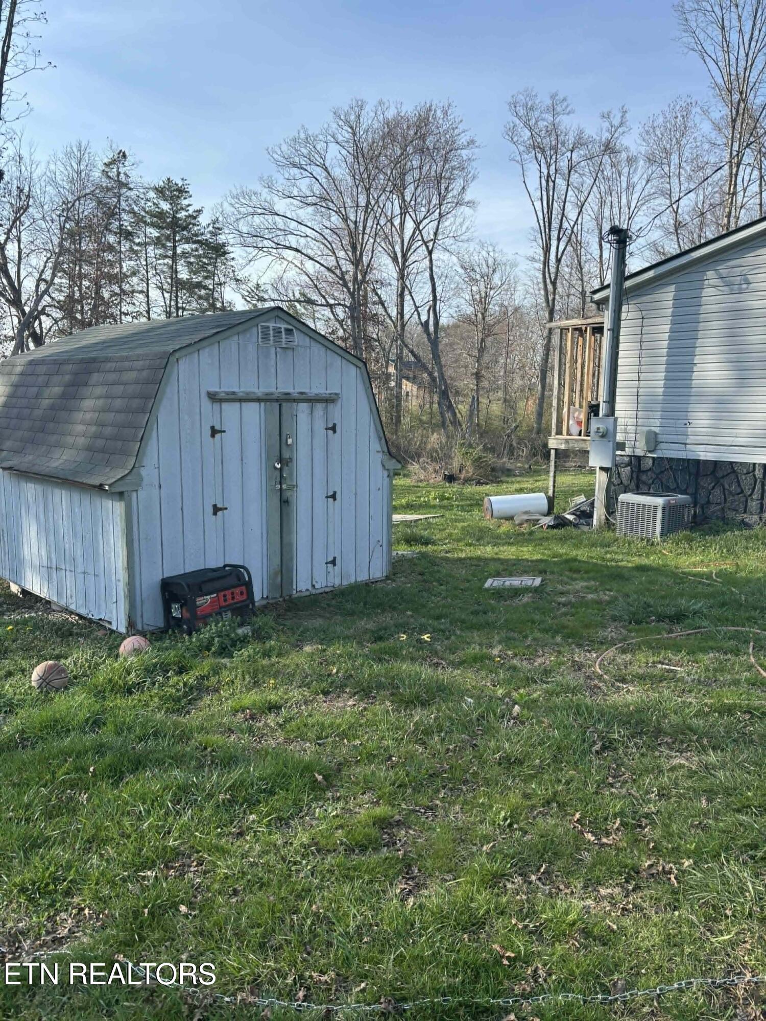 104 Green Acres Clarkrange, TN 38553 - Photo 10 of 14 a1ed5ab3-a03e-4e65-b14f-657a9c1da352