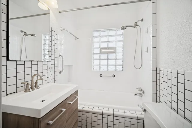 $399,000 | 2439 Cowper Avenue, Evanston, IL 60201