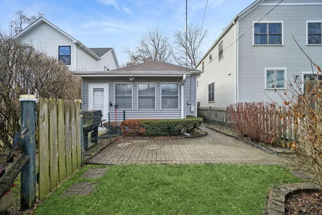 $399,000 | 2439 Cowper Avenue, Evanston, IL 60201