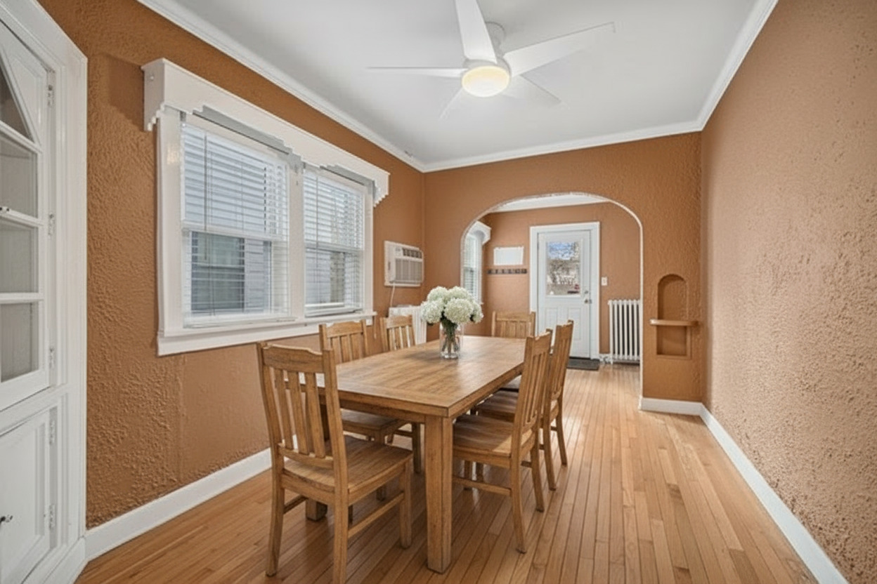 2439 Cowper Avenue Evanston, IL 60201 - Photo 4 of 27