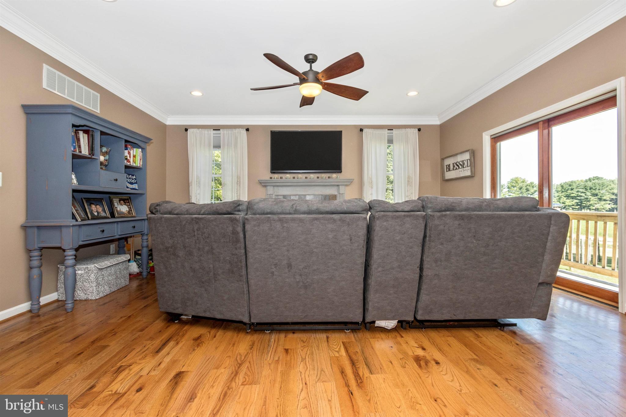 2623 Braddock Road Mount Airy, MD 21771 - Photo 11 of 57