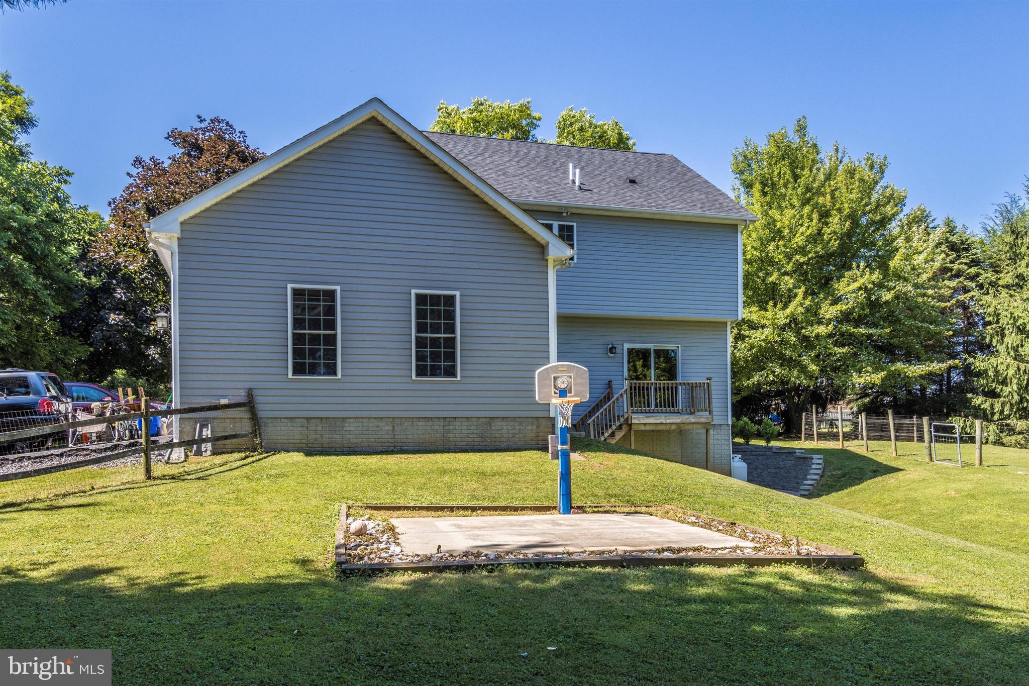 2623 Braddock Road Mount Airy, MD 21771 - Photo 45 of 57