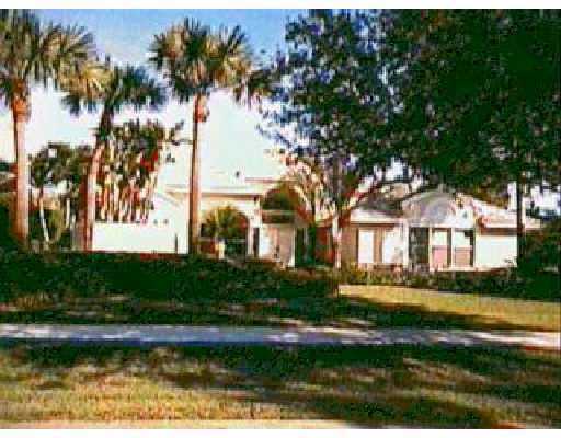 2265 Rabbit Hollowe Circle Delray Beach, FL 33445 - Photo 1 of 1 Primary Photo
