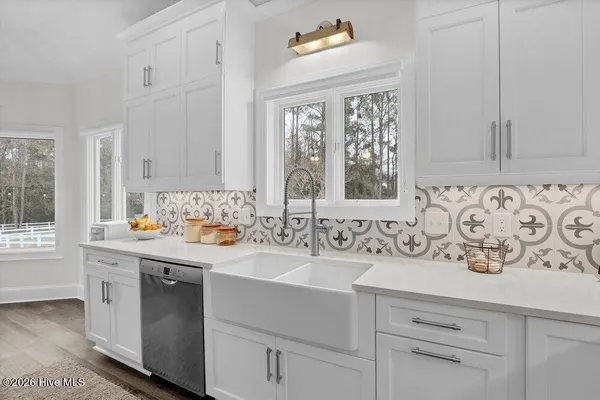$1,400,000 | 350 Whitebridge Road, Hampstead, NC 28443