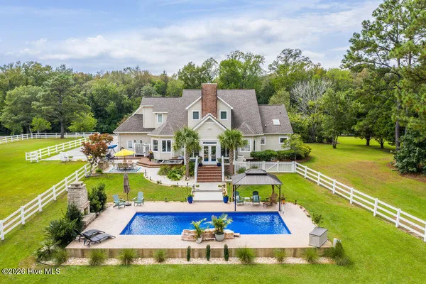 $1,400,000 | 350 Whitebridge Road, Hampstead, NC 28443