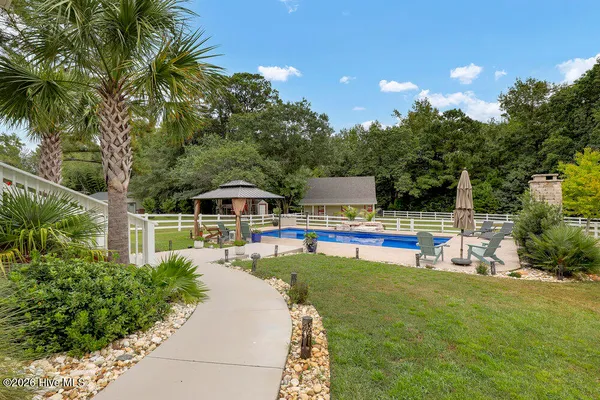 $1,400,000 | 350 Whitebridge Road, Hampstead, NC 28443
