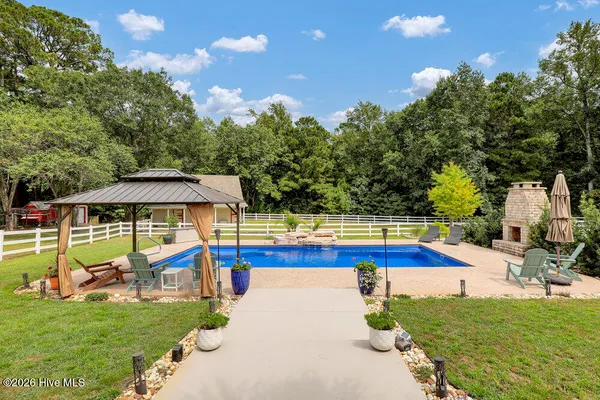 $1,400,000 | 350 Whitebridge Road, Hampstead, NC 28443