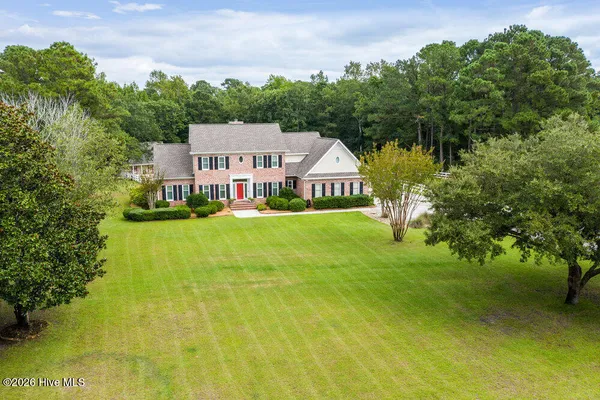 $1,400,000 | 350 Whitebridge Road, Hampstead, NC 28443
