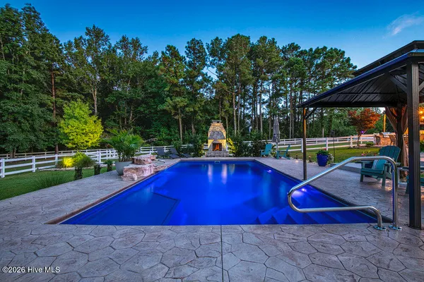 $1,400,000 | 350 Whitebridge Road, Hampstead, NC 28443