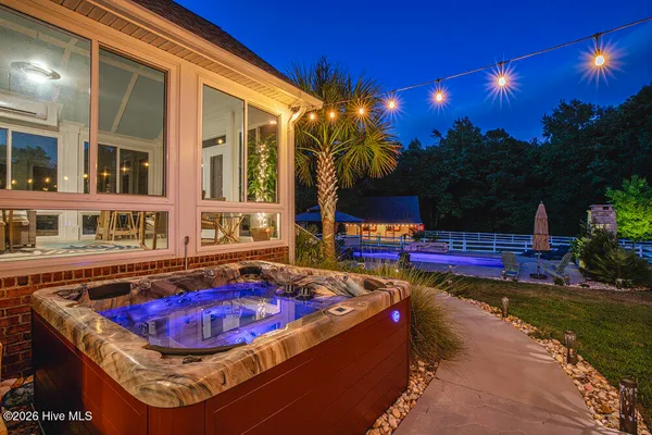 $1,400,000 | 350 Whitebridge Road, Hampstead, NC 28443