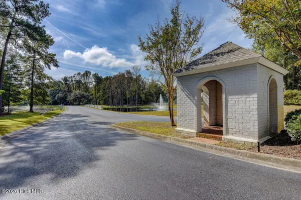 $1,400,000 | 350 Whitebridge Road, Hampstead, NC 28443