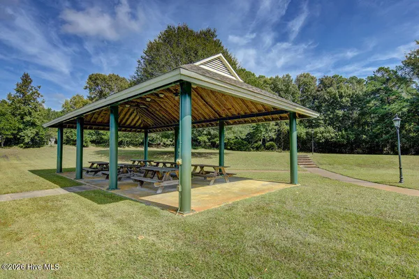 $1,400,000 | 350 Whitebridge Road, Hampstead, NC 28443