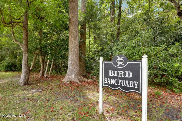 $1,400,000 | 350 Whitebridge Road, Hampstead, NC 28443