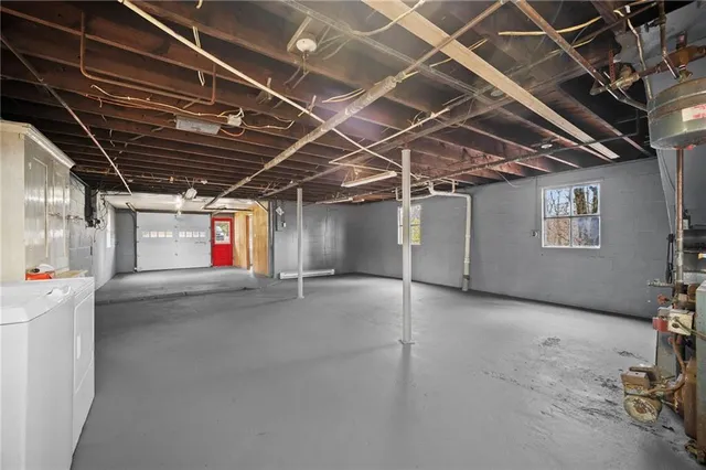 $165,000 | 228 Baker Road, Greenville, PA 16125