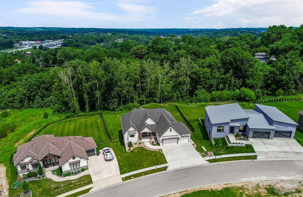 2270 Northwest Scenic View Drive Riverside, MO 64150 - Photo 42 of 46