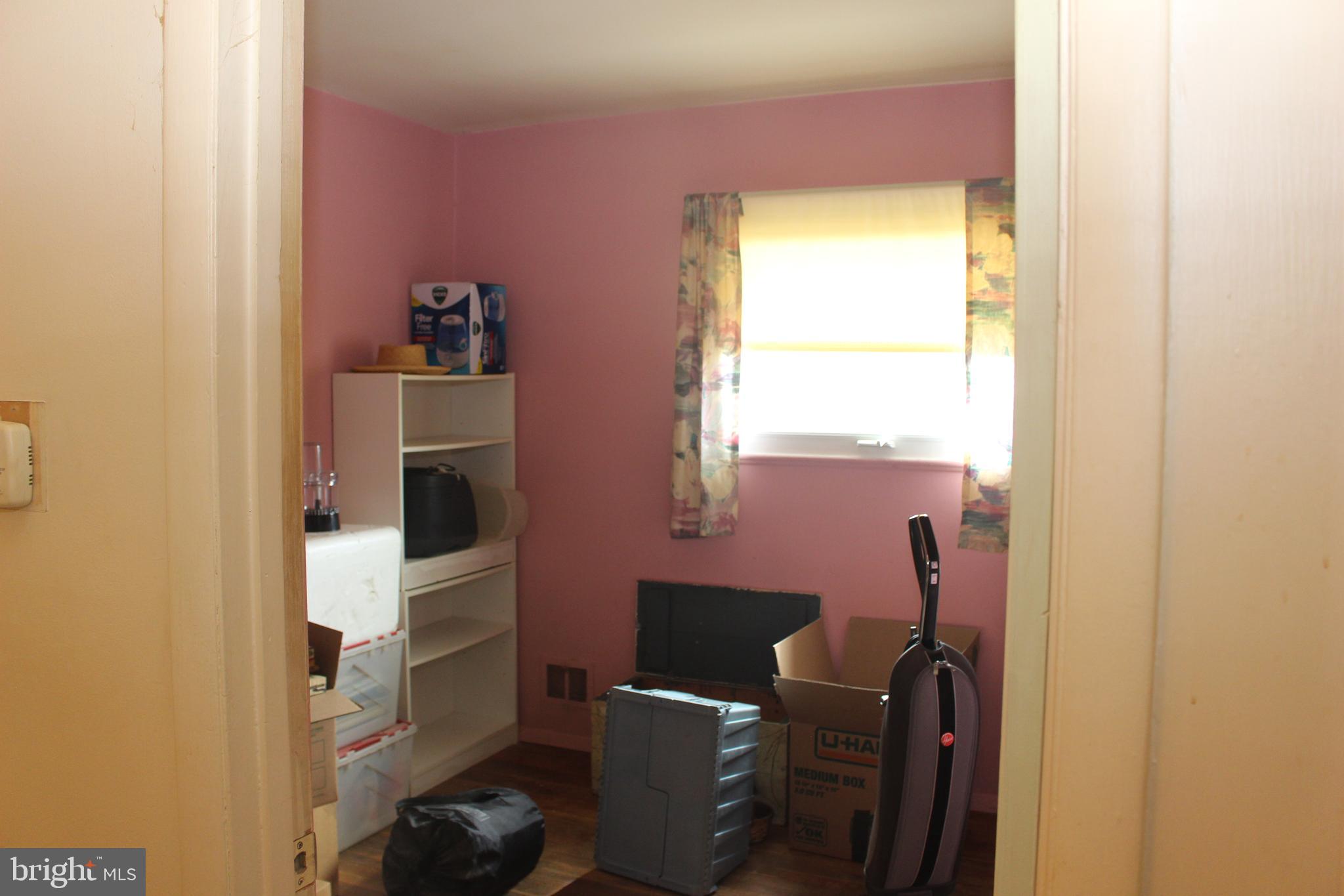 4510 Gage Road Alexandria, VA 22309 - Photo 17 of 18 Third bedroom